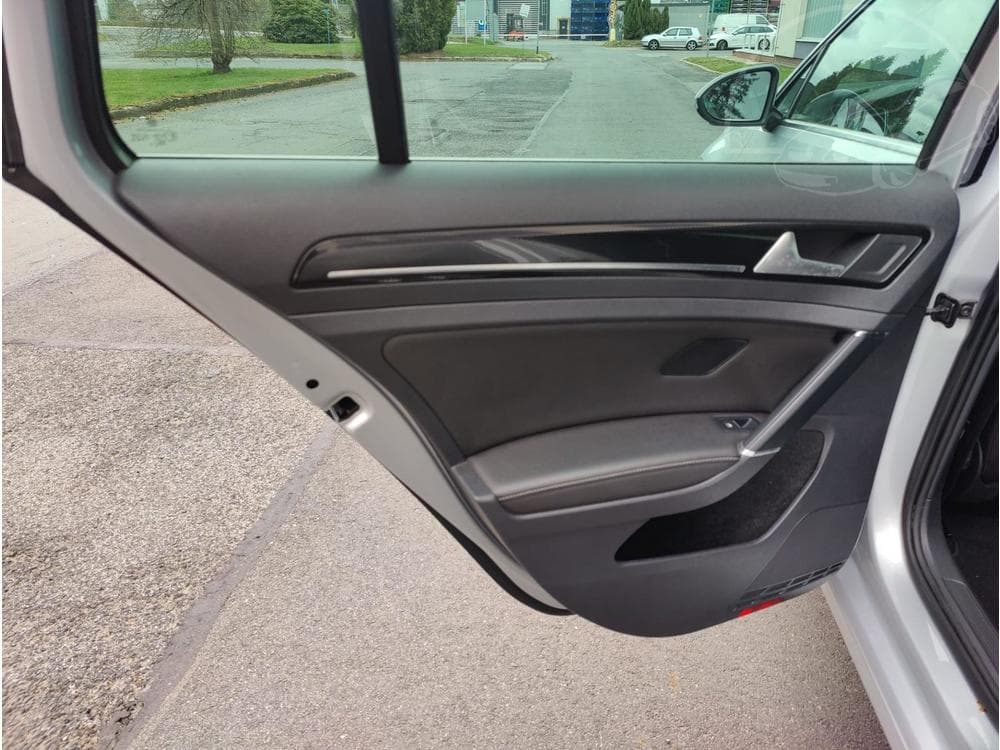 2015 Volkswagen GOLF - 13