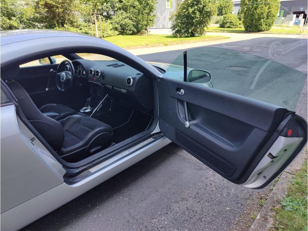 2003 Audi TT - 14