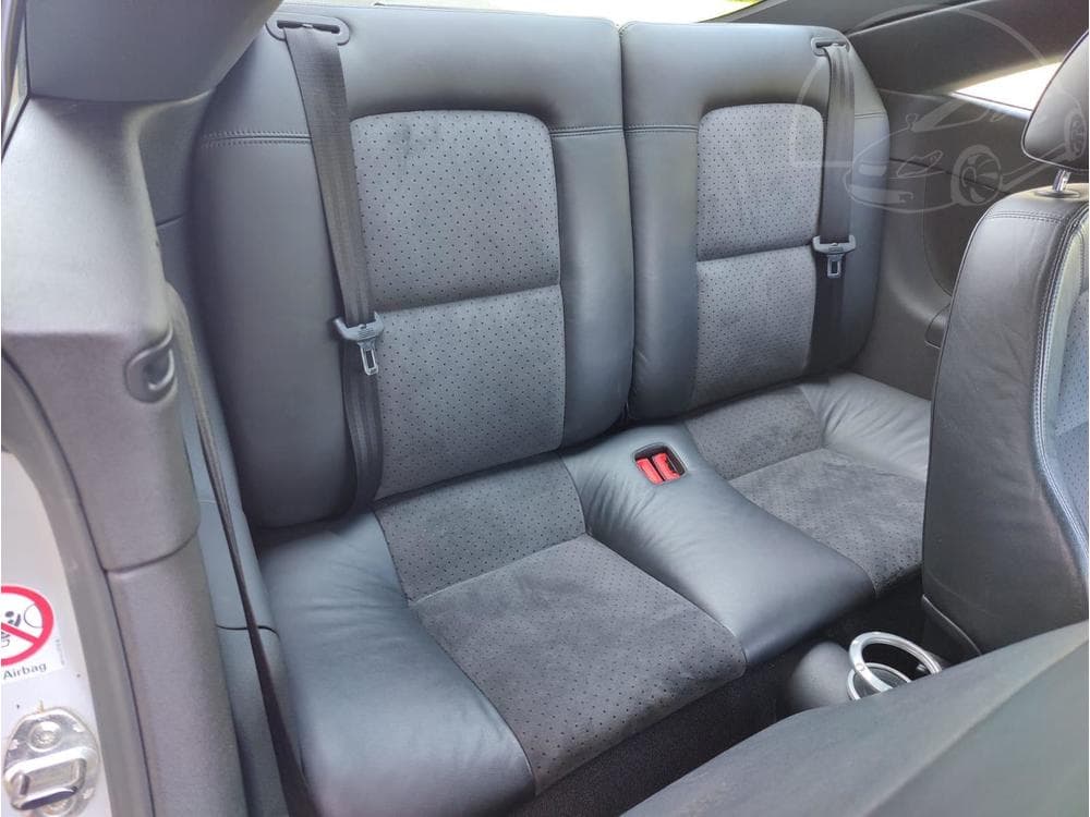 2003 Audi TT - 16