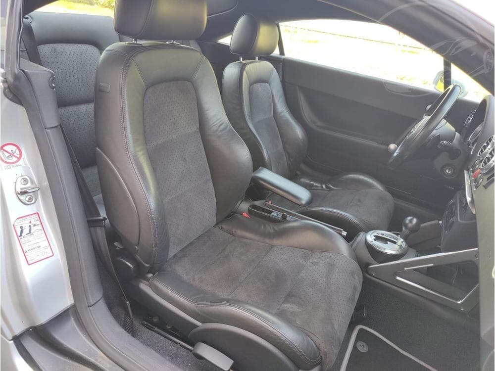 2003 Audi TT - 17