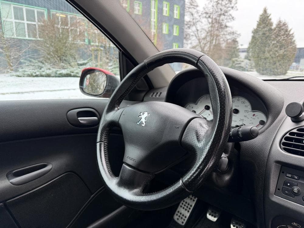 2003 Peugeot 206 - 18