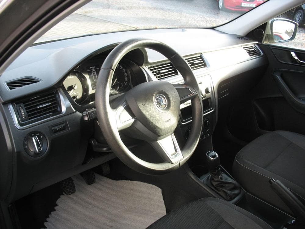 2014 Škoda RAPID - 6