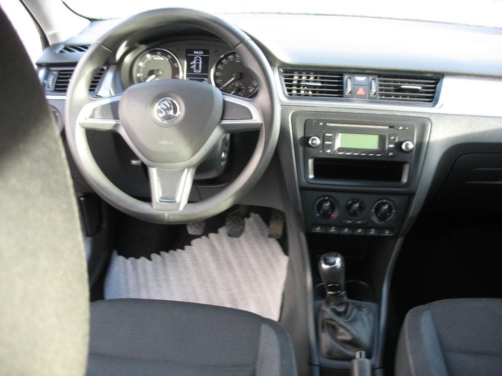 2014 Škoda RAPID - 8