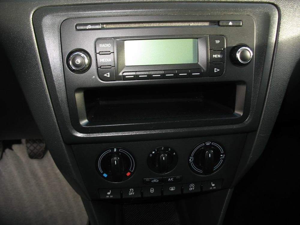 2014 Škoda RAPID - 9