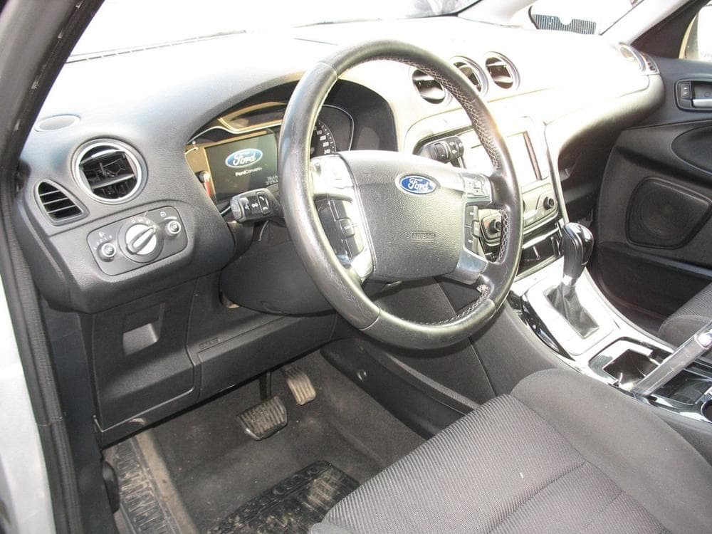 2012 Ford S-MAX - 6
