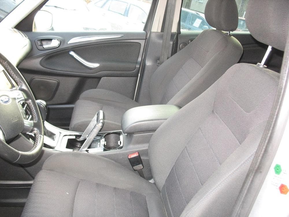 2012 Ford S-MAX - 7
