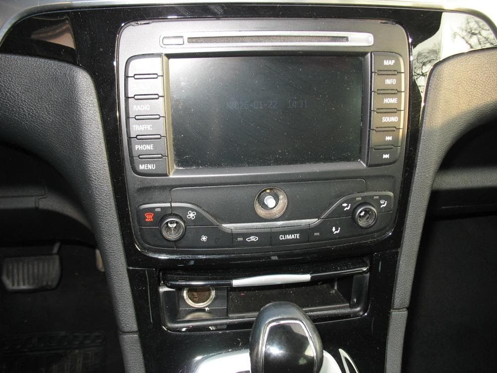 2012 Ford S-MAX - 9