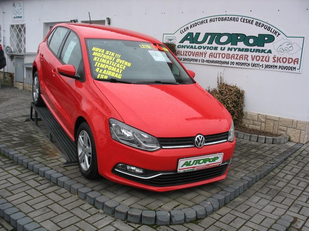 2014 Volkswagen Polo - 2