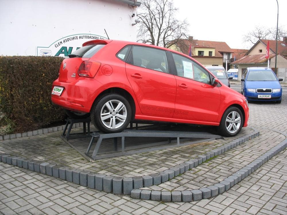 2014 Volkswagen Polo - 3