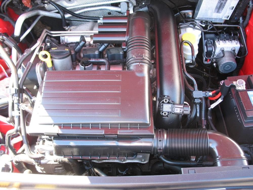 2014 Volkswagen Polo - 12