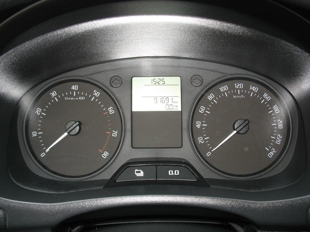 2011 Škoda FABIA - 11