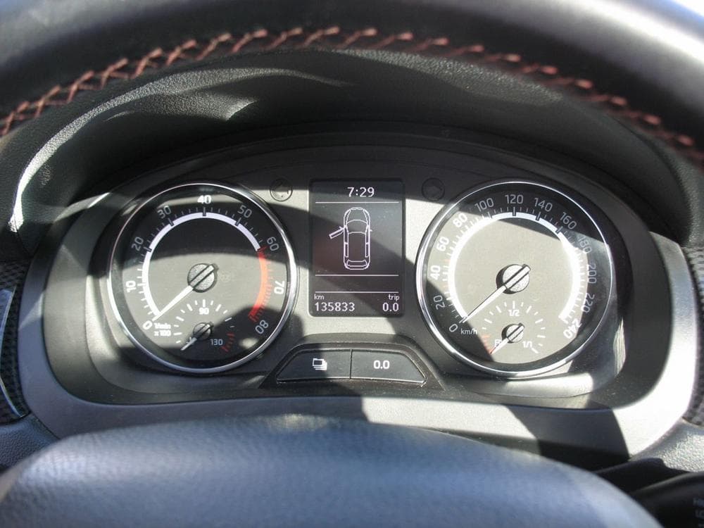 2015 Škoda RAPID - 11