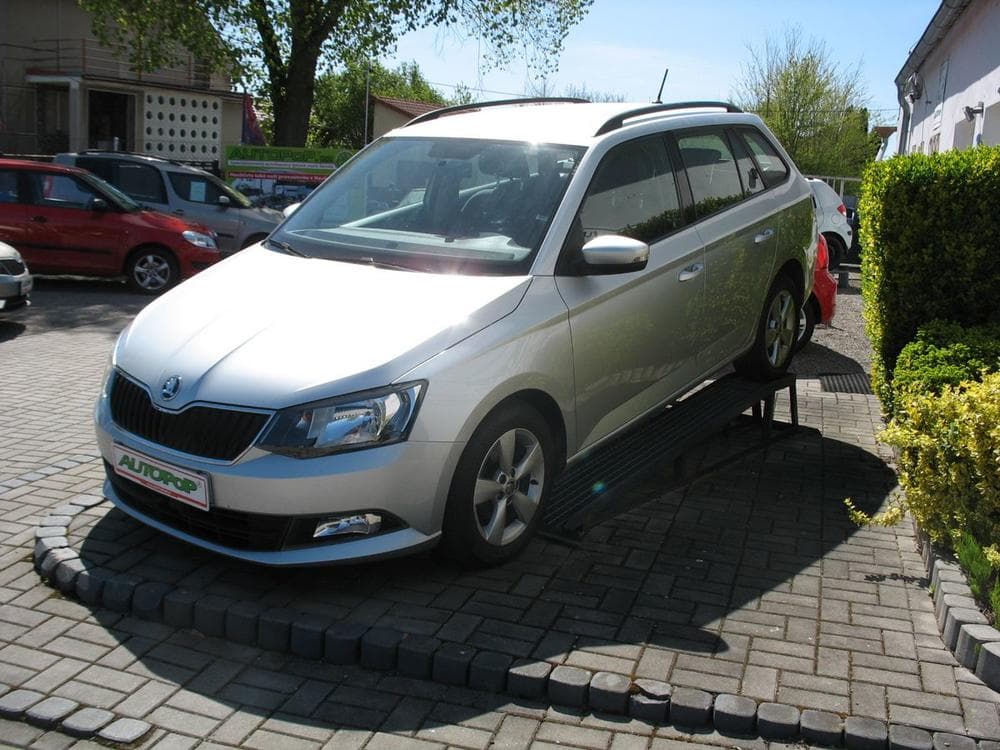 2015 Škoda FABIA - 5