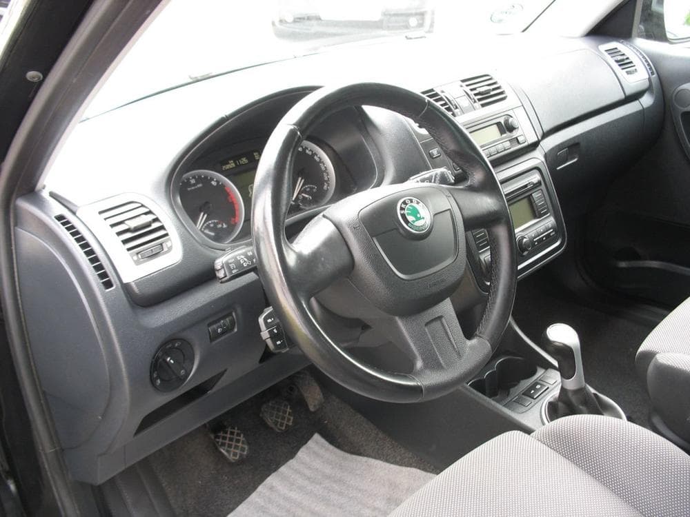 2010 Škoda FABIA - 6