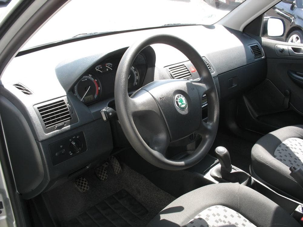 2005 Škoda FABIA - 11