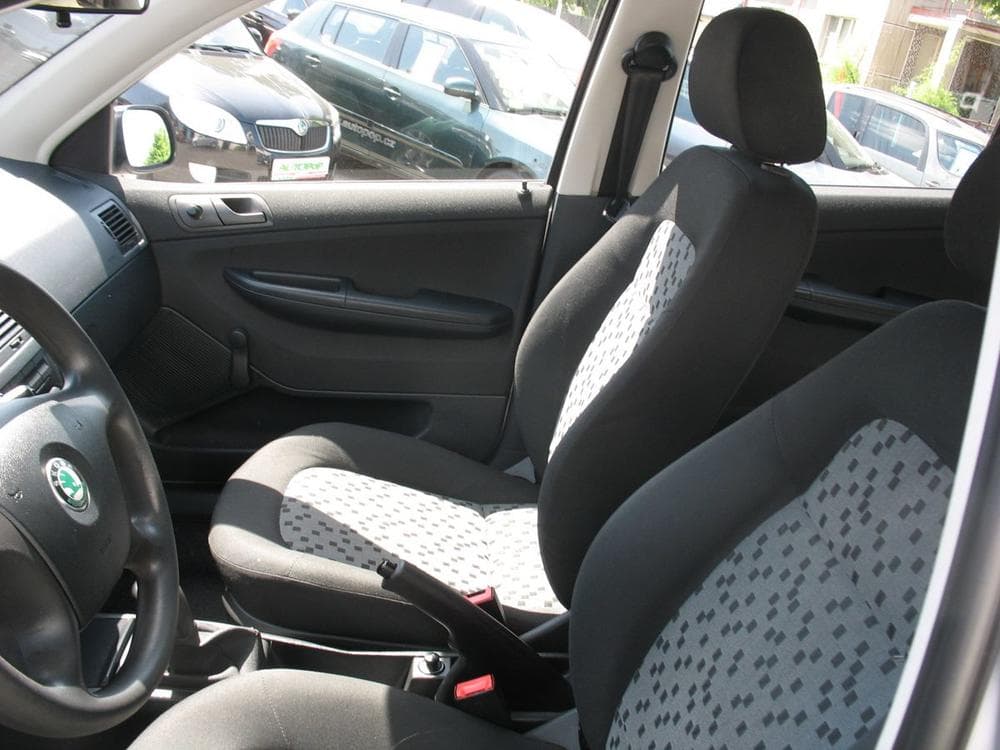 2005 Škoda FABIA - 13
