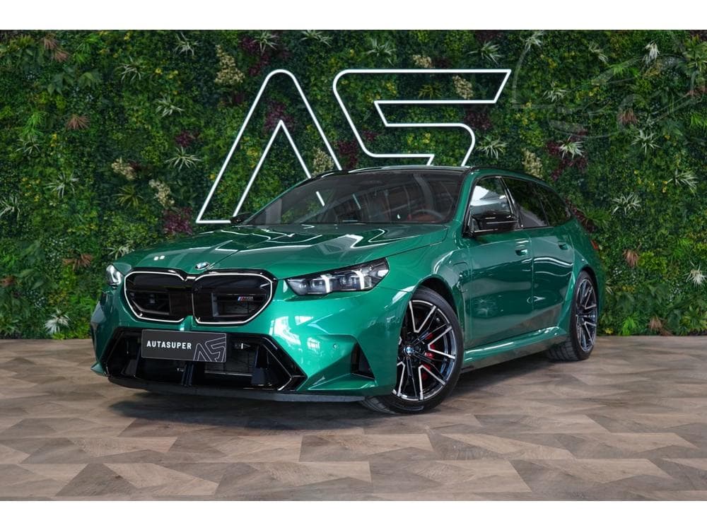 2025 BMW M5