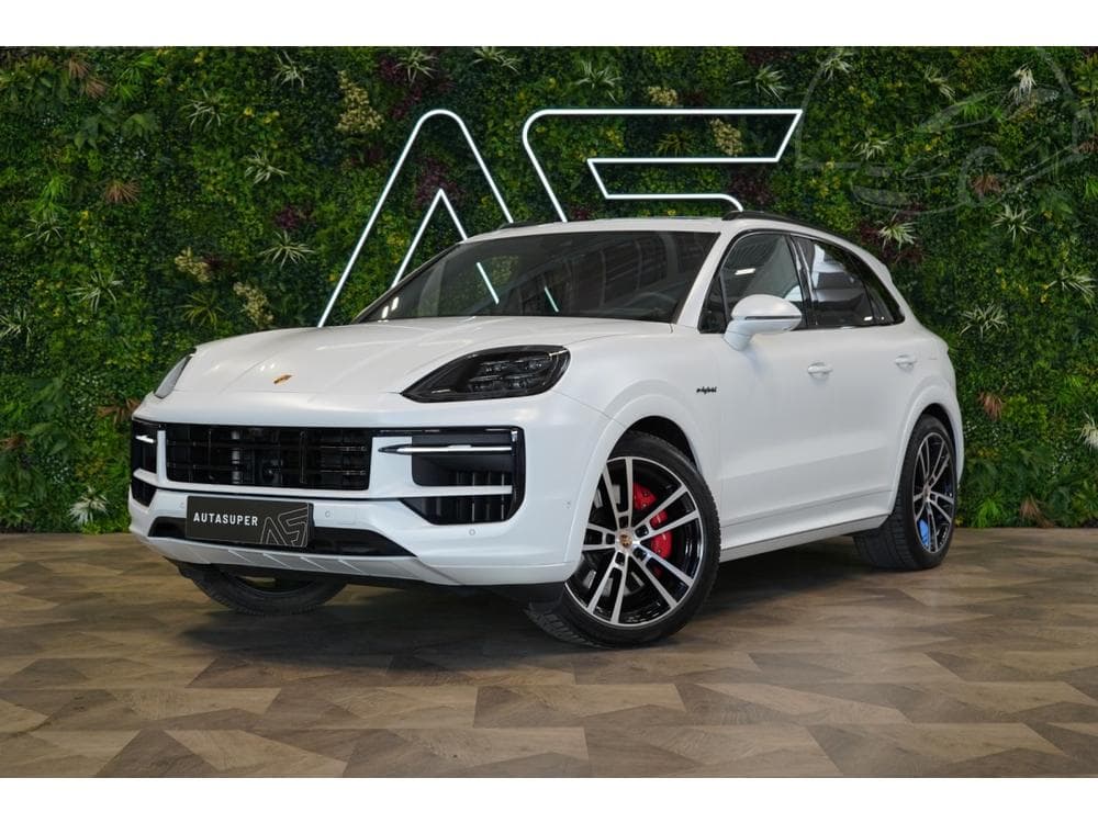 2025 Porsche CAYENNE