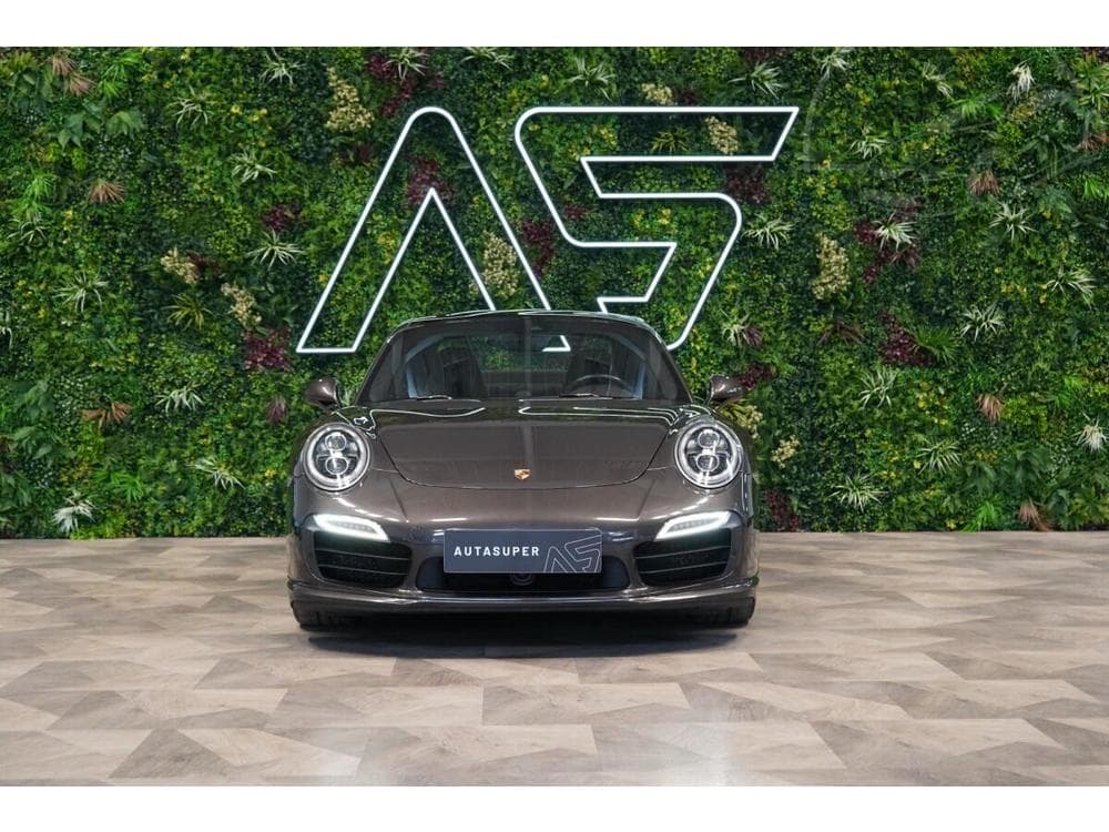 2015 Porsche 911 - 4