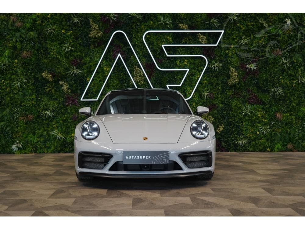 2024 Porsche 911 - 3