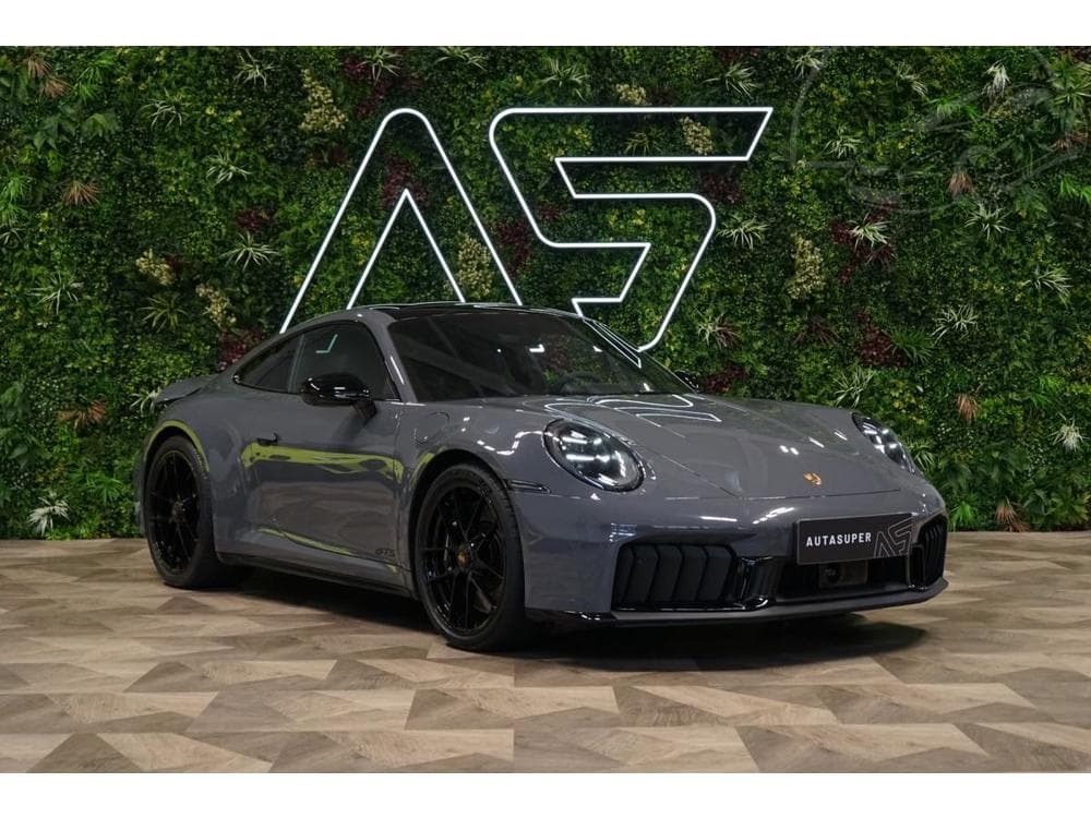 2025 Porsche 911 - 9