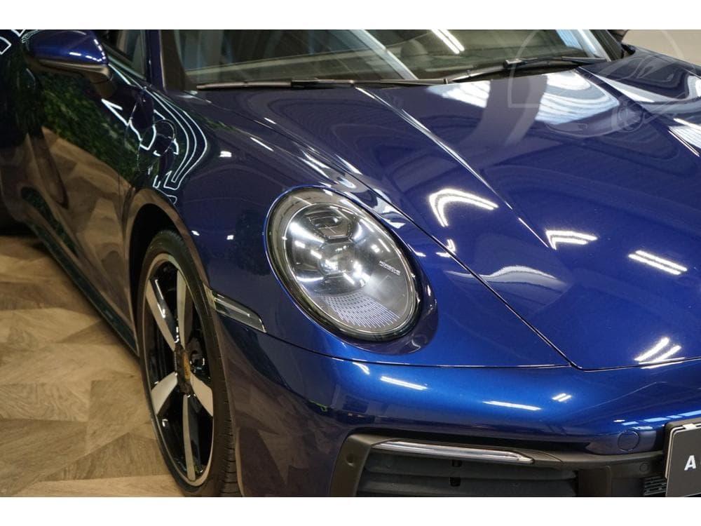 2020 Porsche 911 - 10