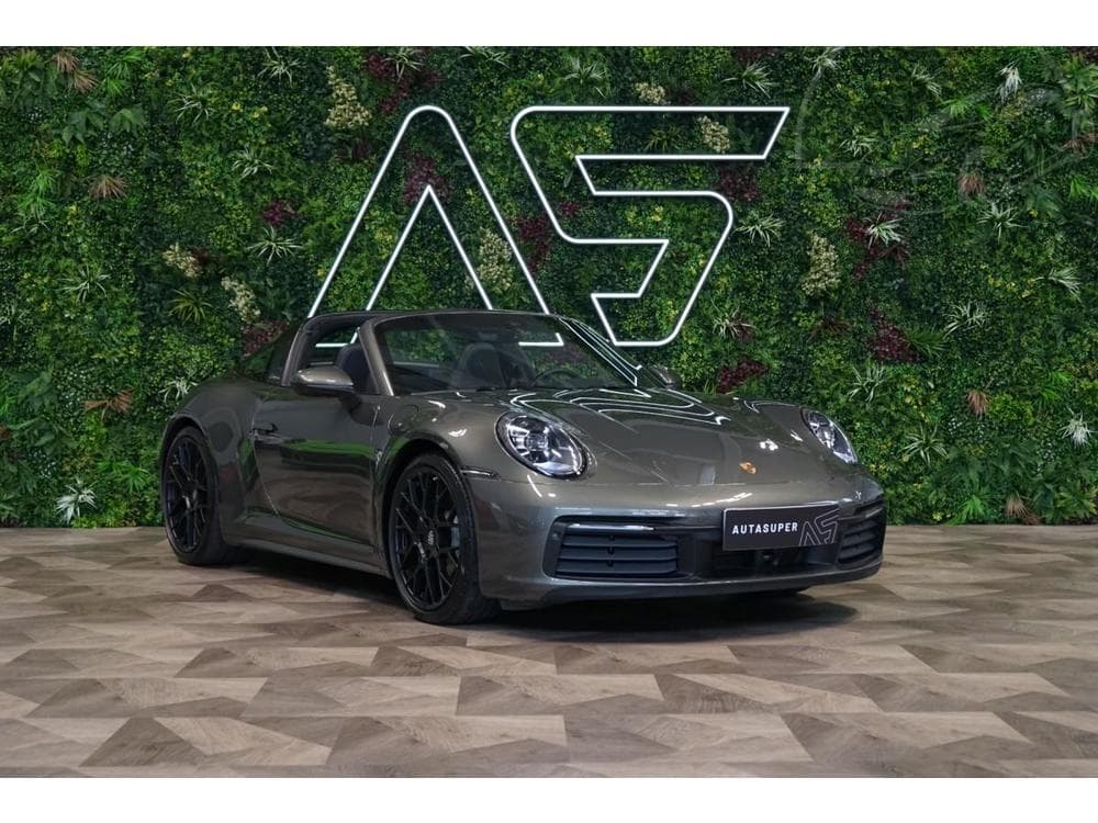2021 Porsche 911 - 17