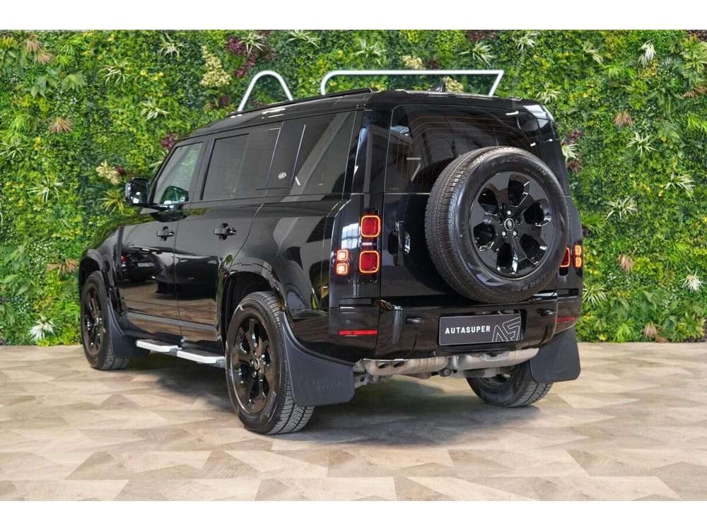 2022 Land Rover DEFENDER - 13