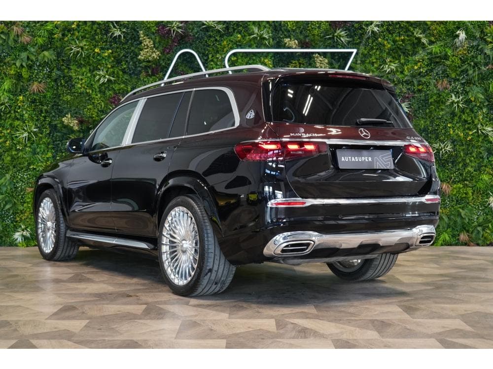 2025 Mercedes-Benz GLS - 9