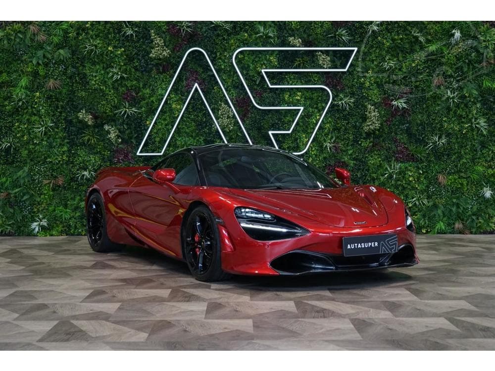 2020 McLaren 720S - 21