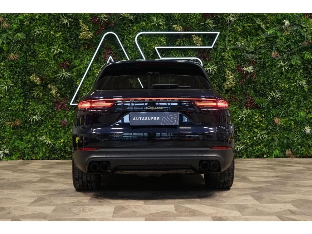 2022 Porsche Cayenne - 6