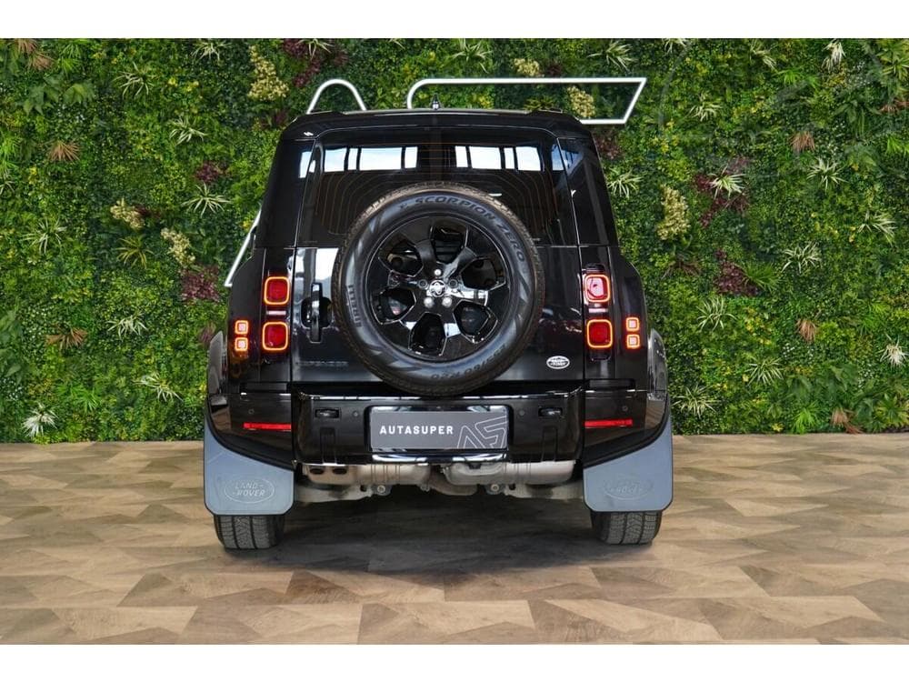 2022 Land Rover DEFENDER - 16