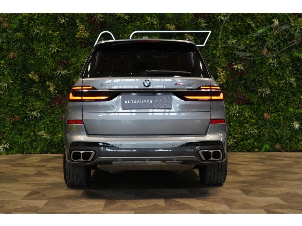 2024 BMW X7 - 11