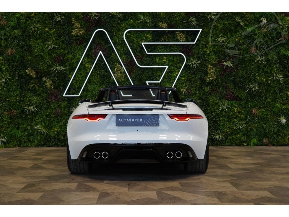 2020 Jaguar F-TYPE - 11