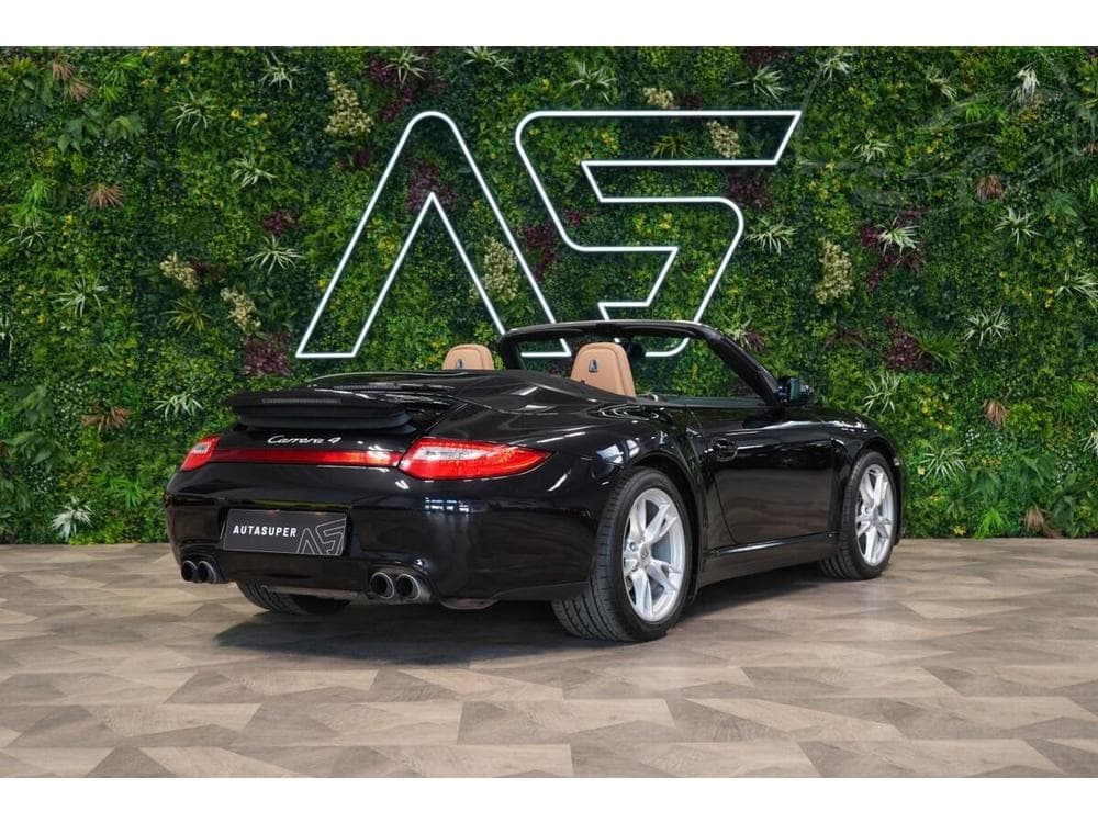 2009 Porsche 911 - 19
