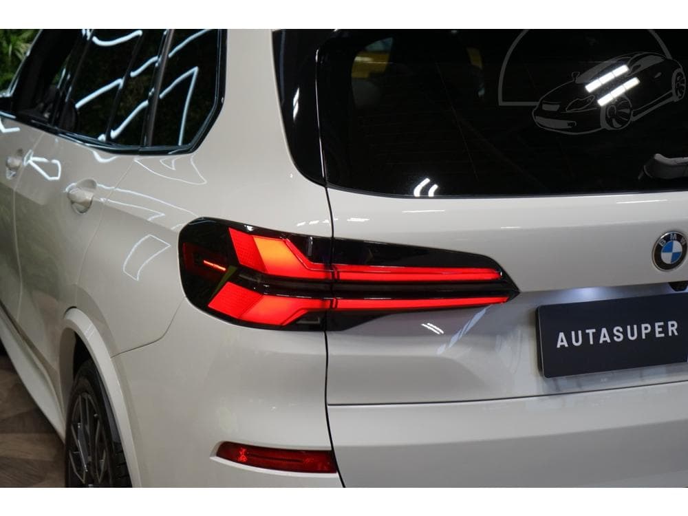 2023 BMW X5 - 22