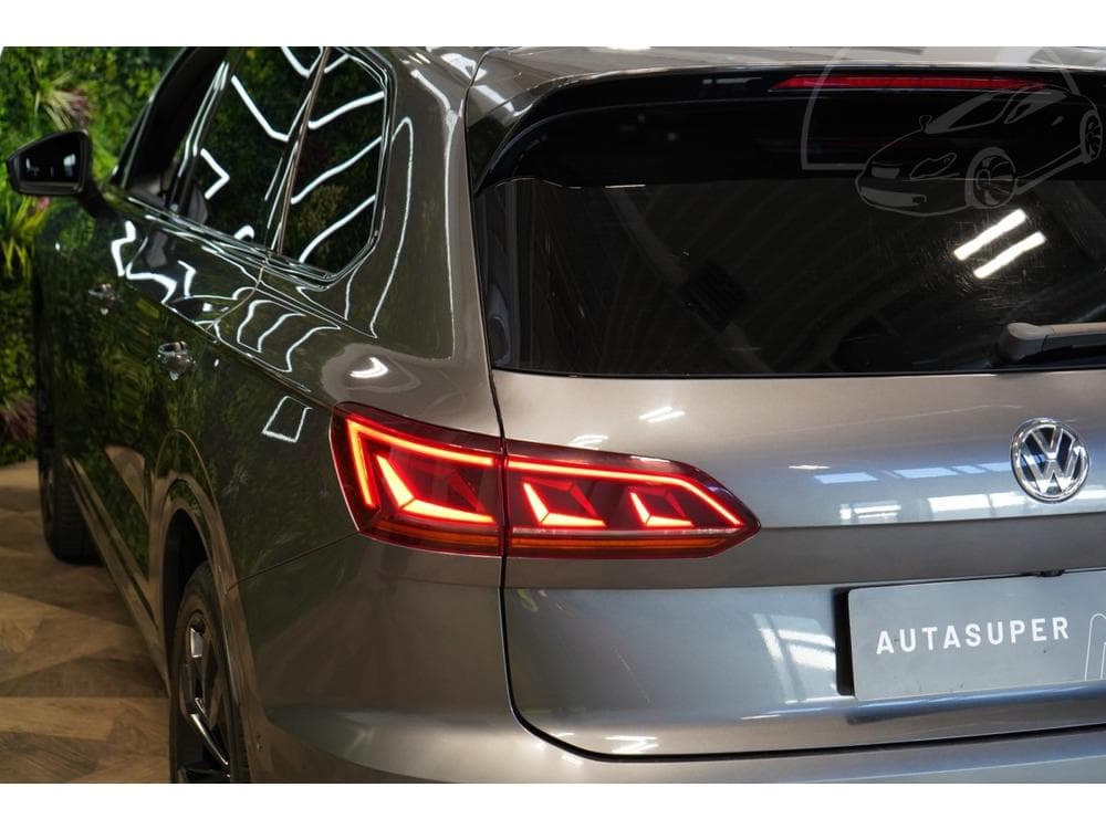 2020 Volkswagen TOUAREG - 15