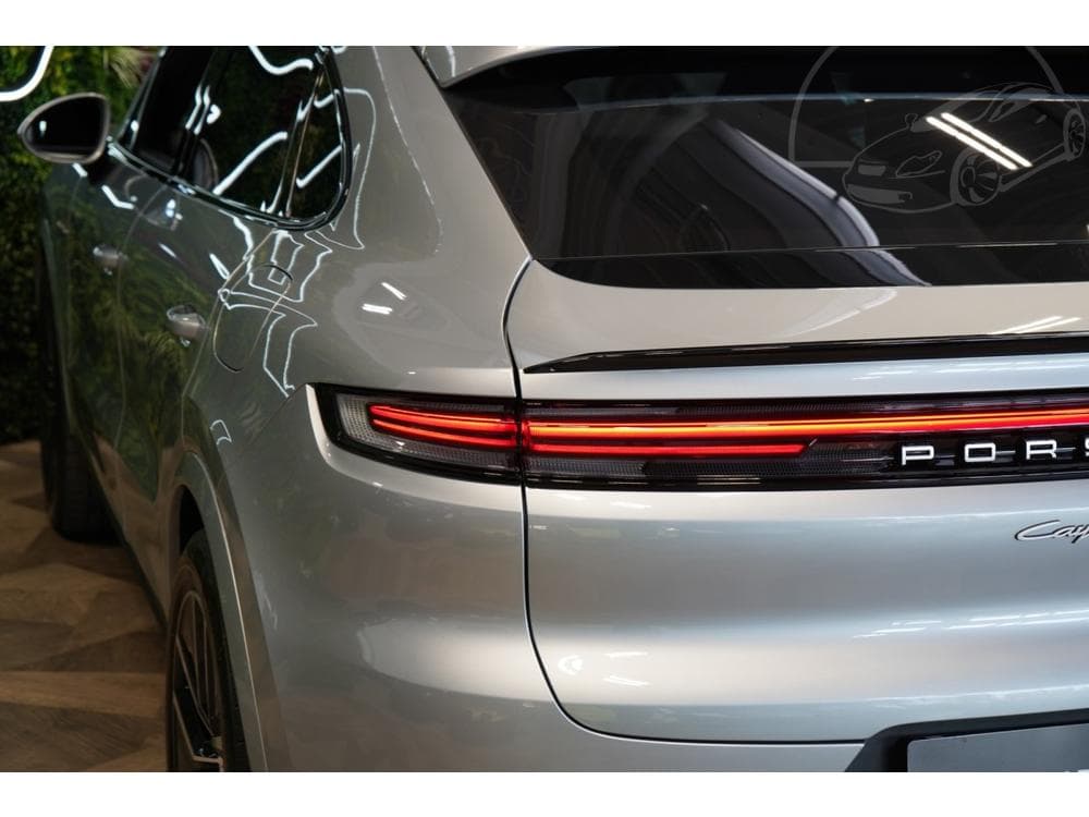 2024 Porsche CAYENNE - 15
