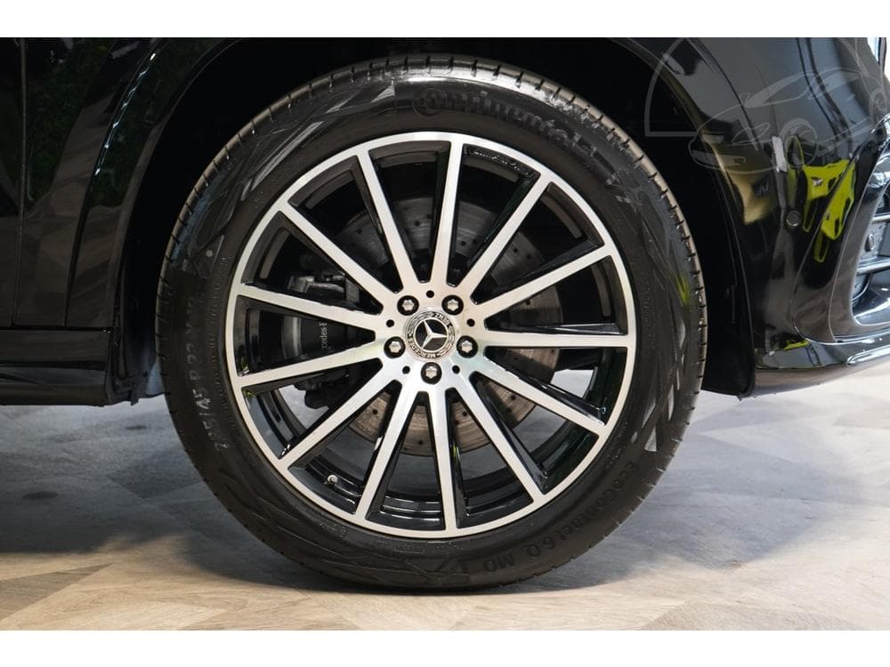 2025 Mercedes-Benz GLS - 17