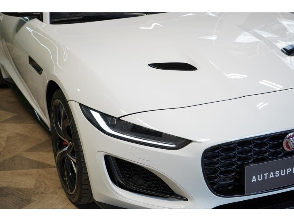 2020 Jaguar F-TYPE - 17