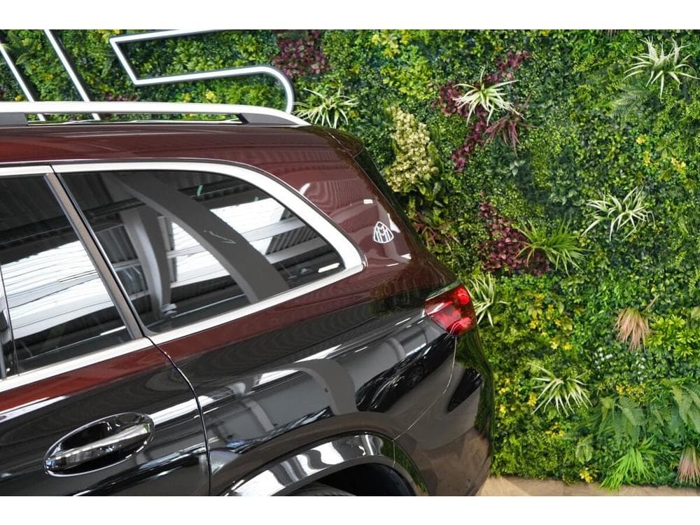 2025 Mercedes-Benz GLS - 17