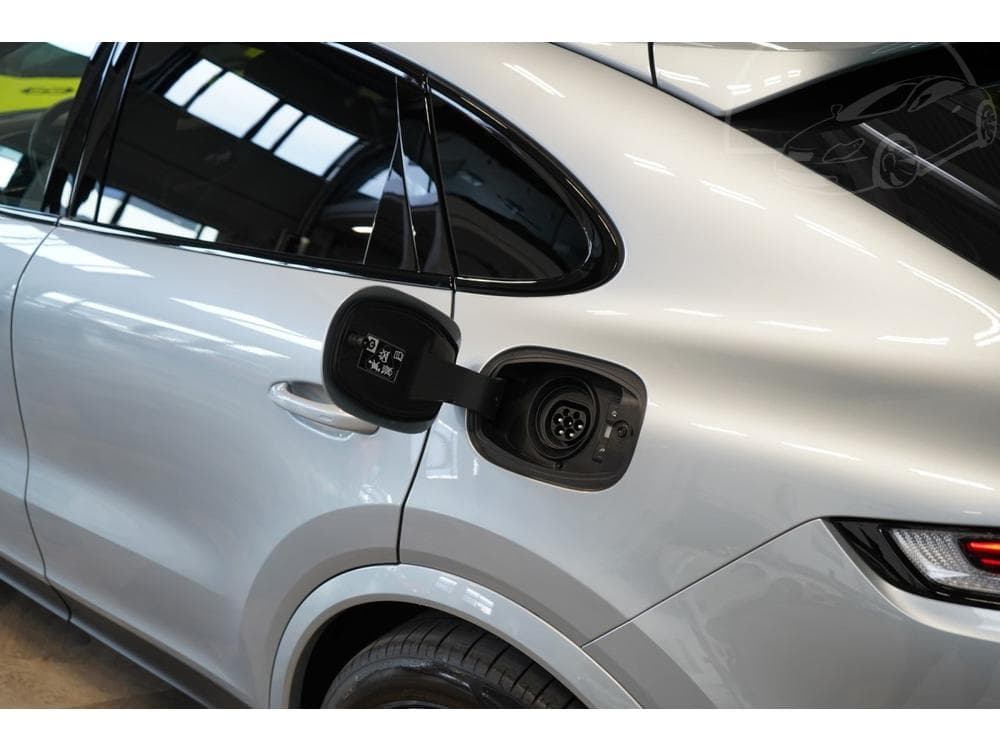 2024 Porsche CAYENNE - 17