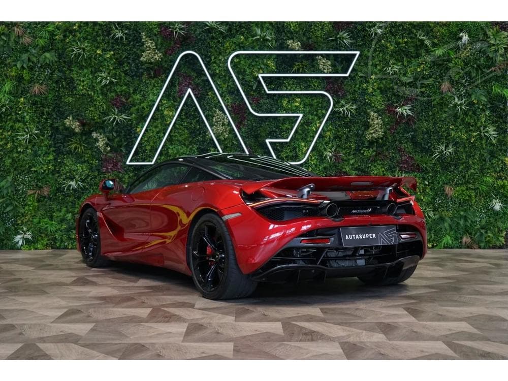2020 McLaren 720S - 37