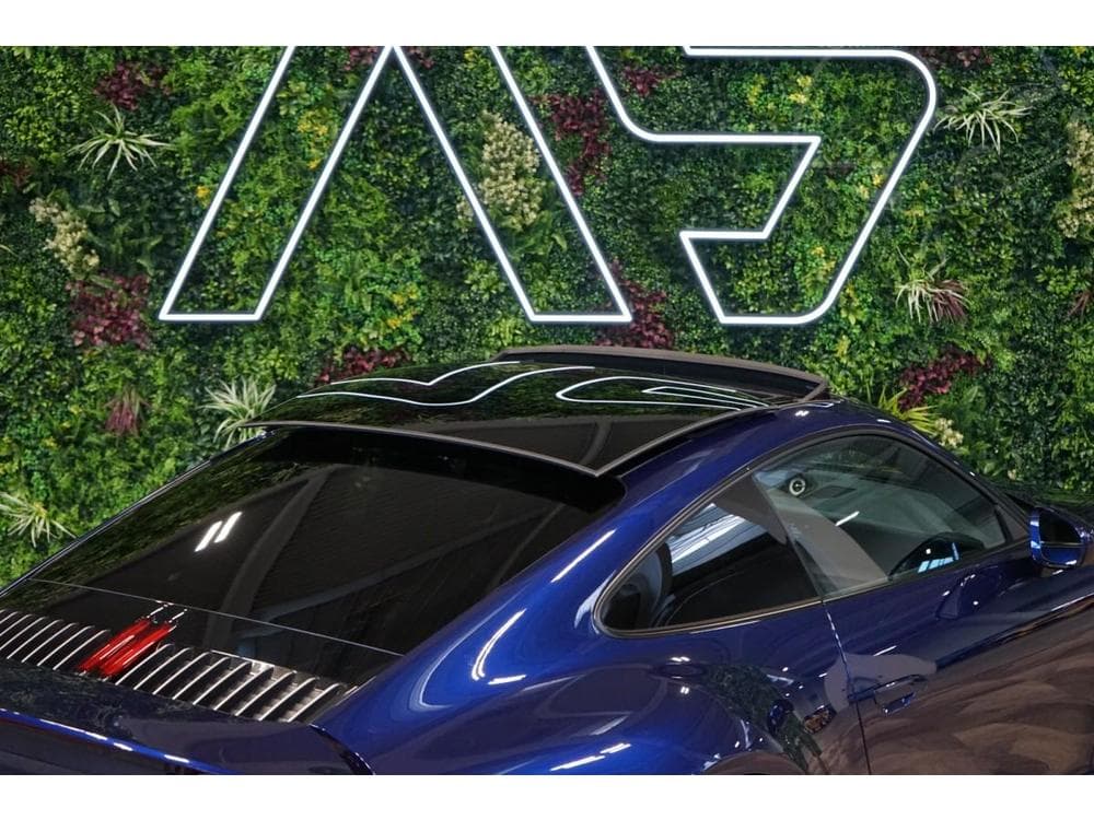 2020 Porsche 911 - 28