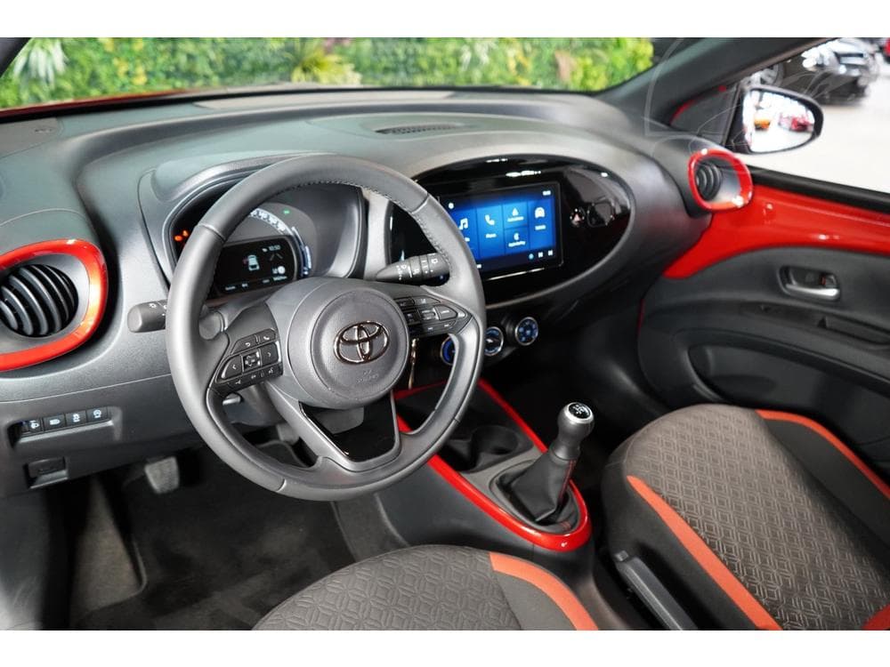 2024 Toyota AYGO - 37