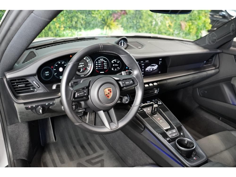 2024 Porsche 911 - 21
