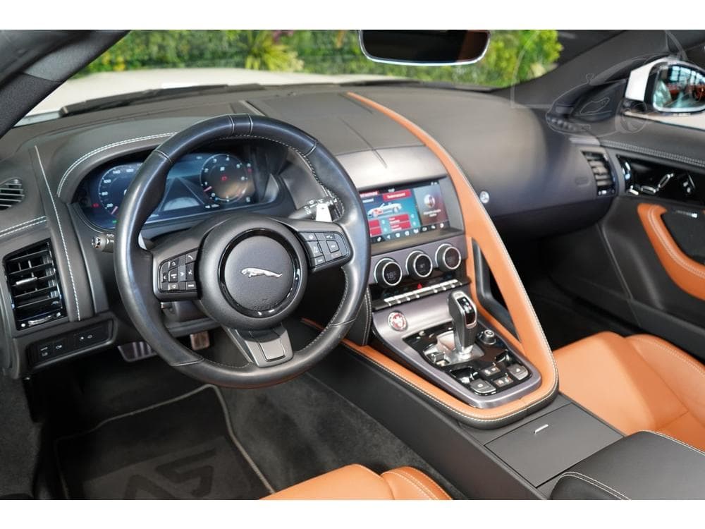 2020 Jaguar F-TYPE - 21