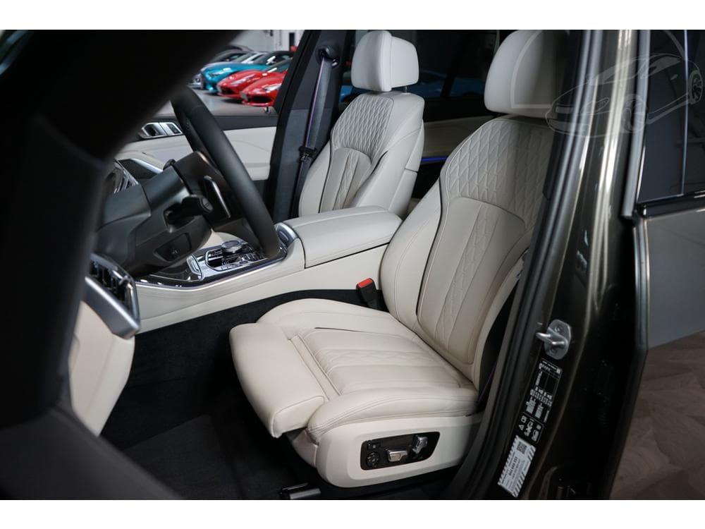 2025 BMW X5 - 34