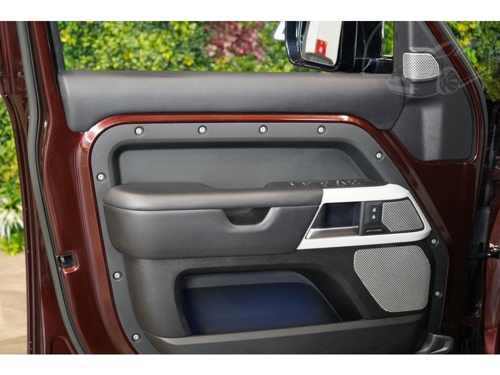 2024 Land Rover DEFENDER - 34