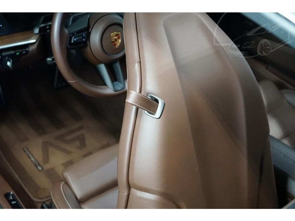 2020 Porsche 911 - 37
